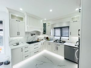 gloss white kitchen renovation brampton